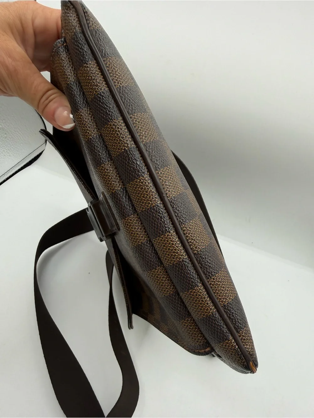 Louis Vuitton Damier Crossbody Shoulder Bag  Leather Melville Ebene